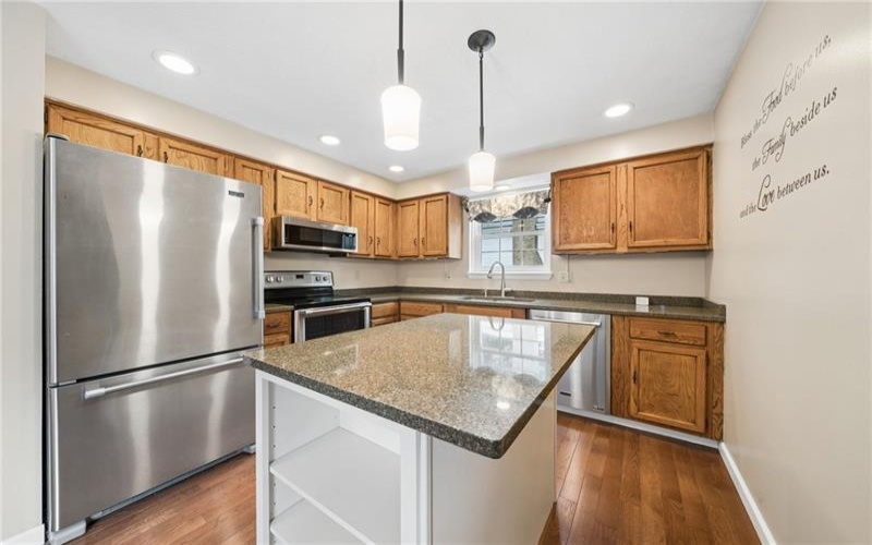 221 David Drive, Delmont, 15626, 3 Bedrooms Bedrooms, 9 Rooms Rooms,2.1 BathroomsBathrooms,Residential,For Sale,David Drive,1764302