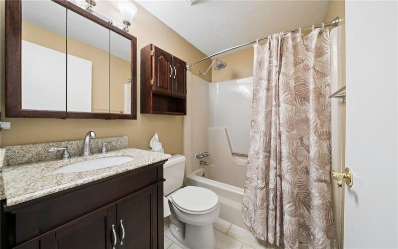 221 David Drive, Delmont, 15626, 3 Bedrooms Bedrooms, 9 Rooms Rooms,2.1 BathroomsBathrooms,Residential,For Sale,David Drive,1764302