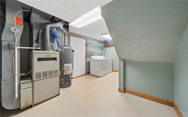 221 David Drive, Delmont, 15626, 3 Bedrooms Bedrooms, 9 Rooms Rooms,2.1 BathroomsBathrooms,Residential,For Sale,David Drive,1764302