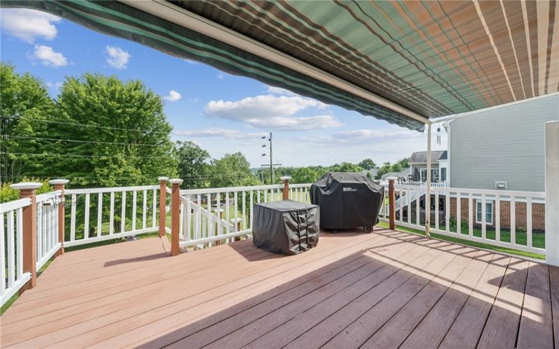 1023 Mayfair Dr, Canonsburg, 15317, 4 Bedrooms Bedrooms, 9 Rooms Rooms,2.1 BathroomsBathrooms,Residential,For Sale,Mayfair Dr,1764318