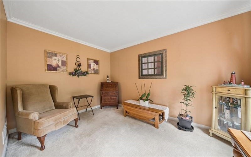 1023 Mayfair Dr, Canonsburg, 15317, 4 Bedrooms Bedrooms, 9 Rooms Rooms,2.1 BathroomsBathrooms,Residential,For Sale,Mayfair Dr,1764318