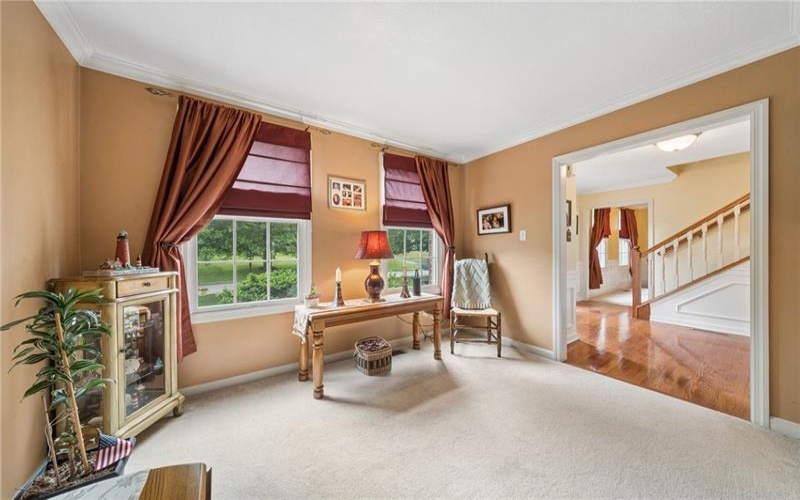 1023 Mayfair Dr, Canonsburg, 15317, 4 Bedrooms Bedrooms, 9 Rooms Rooms,2.1 BathroomsBathrooms,Residential,For Sale,Mayfair Dr,1764318