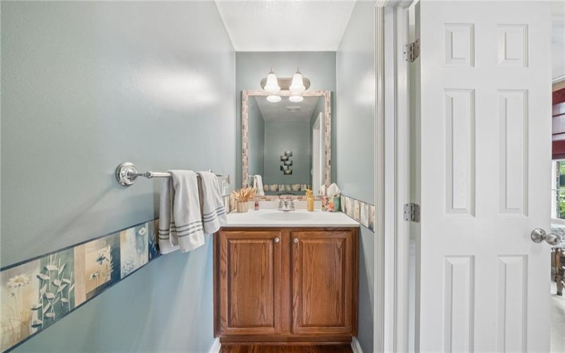 1023 Mayfair Dr, Canonsburg, 15317, 4 Bedrooms Bedrooms, 9 Rooms Rooms,2.1 BathroomsBathrooms,Residential,For Sale,Mayfair Dr,1764318