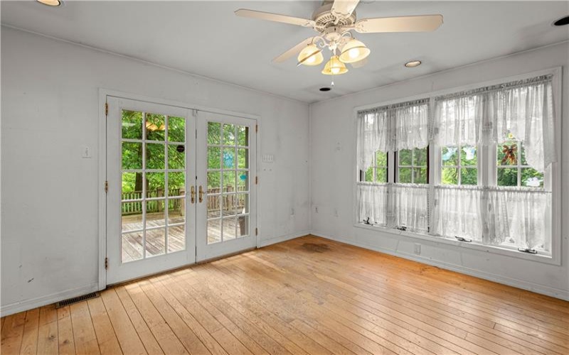 201 Dewey Ave, Washington, 15301, 3 Bedrooms Bedrooms, ,3.1 BathroomsBathrooms,Residential,For Sale,Dewey Ave,1764386