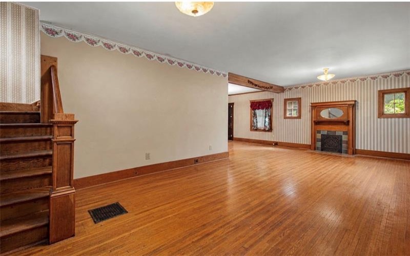 201 Dewey Ave, Washington, 15301, 3 Bedrooms Bedrooms, ,3.1 BathroomsBathrooms,Residential,For Sale,Dewey Ave,1764386