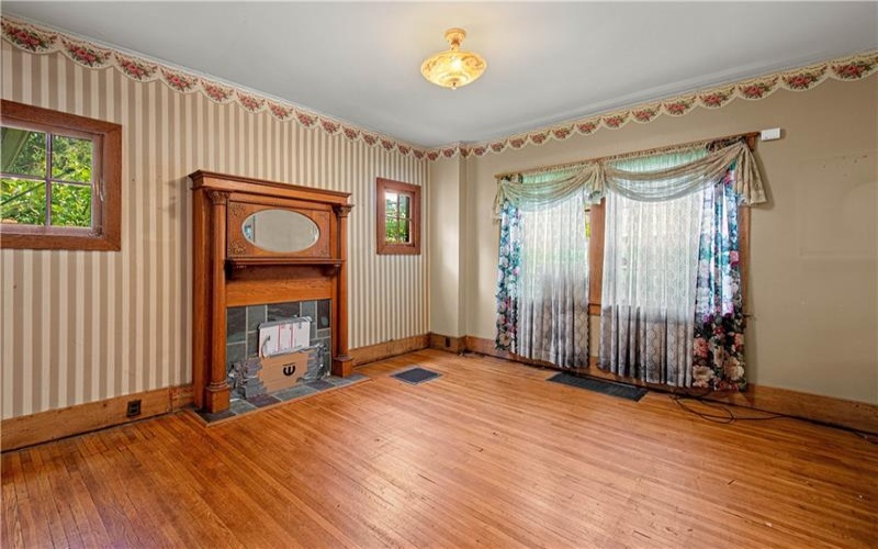 201 Dewey Ave, Washington, 15301, 3 Bedrooms Bedrooms, ,3.1 BathroomsBathrooms,Residential,For Sale,Dewey Ave,1764386