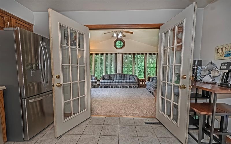 201 Falcon Ridge Drive, New Kensington, 15068, 3 Bedrooms Bedrooms, 8 Rooms Rooms,2.1 BathroomsBathrooms,Residential,For Sale,Falcon Ridge Drive,1764412