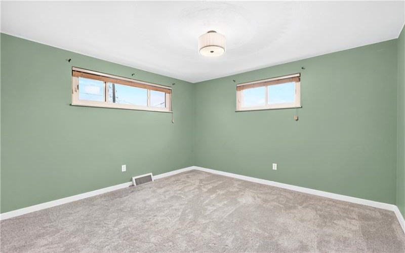 12 Corbett Ave, Irwin, 15642, 3 Bedrooms Bedrooms, 6 Rooms Rooms,1 BathroomBathrooms,Residential,For Sale,Corbett Ave,1764419