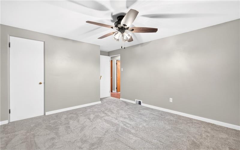 12 Corbett Ave, Irwin, 15642, 3 Bedrooms Bedrooms, 6 Rooms Rooms,1 BathroomBathrooms,Residential,For Sale,Corbett Ave,1764419