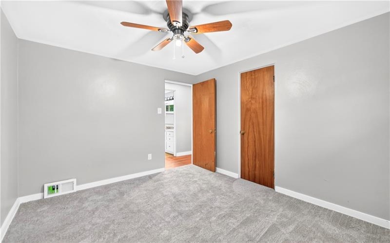12 Corbett Ave, Irwin, 15642, 3 Bedrooms Bedrooms, 6 Rooms Rooms,1 BathroomBathrooms,Residential,For Sale,Corbett Ave,1764419