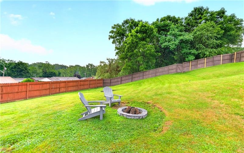 12 Corbett Ave, Irwin, 15642, 3 Bedrooms Bedrooms, 6 Rooms Rooms,1 BathroomBathrooms,Residential,For Sale,Corbett Ave,1764419