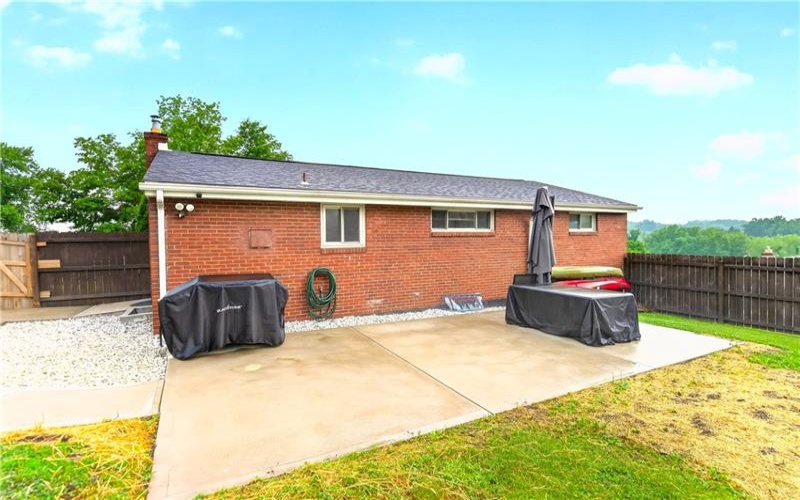 12 Corbett Ave, Irwin, 15642, 3 Bedrooms Bedrooms, 6 Rooms Rooms,1 BathroomBathrooms,Residential,For Sale,Corbett Ave,1764419