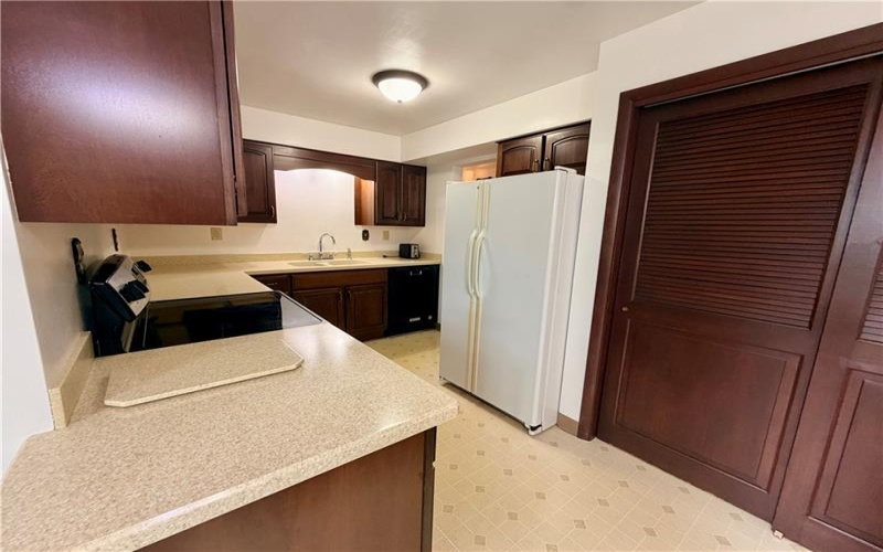 112 Friendship Lane, Greensburg, 15601, 3 Bedrooms Bedrooms, 9 Rooms Rooms,2.1 BathroomsBathrooms,Residential,For Sale,Friendship Lane,1764424