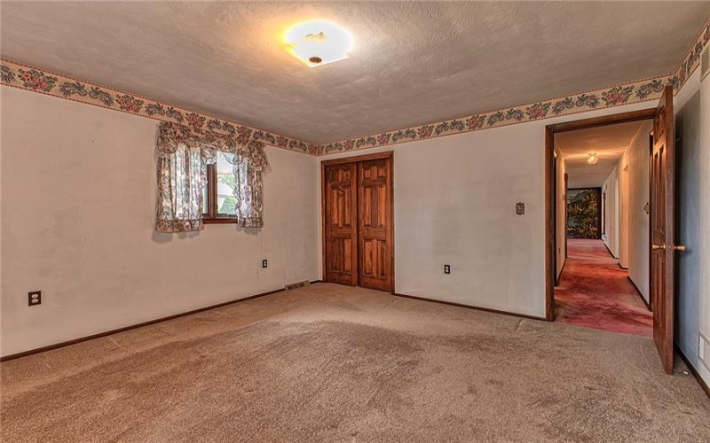 112 Friendship Lane, Greensburg, 15601, 3 Bedrooms Bedrooms, 9 Rooms Rooms,2.1 BathroomsBathrooms,Residential,For Sale,Friendship Lane,1764424