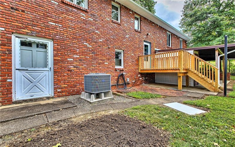 112 Friendship Lane, Greensburg, 15601, 3 Bedrooms Bedrooms, 9 Rooms Rooms,2.1 BathroomsBathrooms,Residential,For Sale,Friendship Lane,1764424