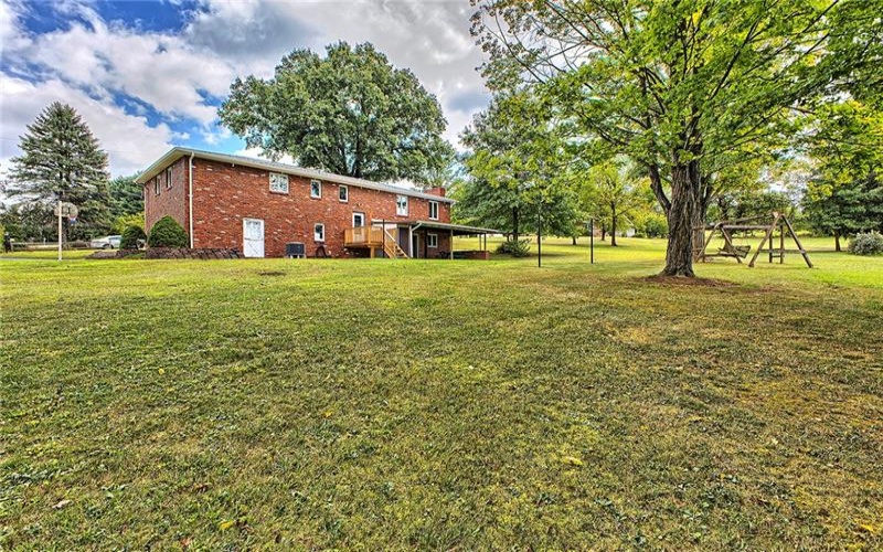 112 Friendship Lane, Greensburg, 15601, 3 Bedrooms Bedrooms, 9 Rooms Rooms,2.1 BathroomsBathrooms,Residential,For Sale,Friendship Lane,1764424