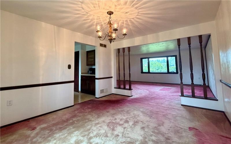 112 Friendship Lane, Greensburg, 15601, 3 Bedrooms Bedrooms, 9 Rooms Rooms,2.1 BathroomsBathrooms,Residential,For Sale,Friendship Lane,1764424