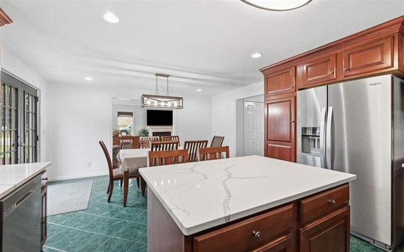 120 Oregon AVENUE, Vandergrift, 15690, 5 Bedrooms Bedrooms, ,3 BathroomsBathrooms,Residential,For Sale,Oregon,1764442