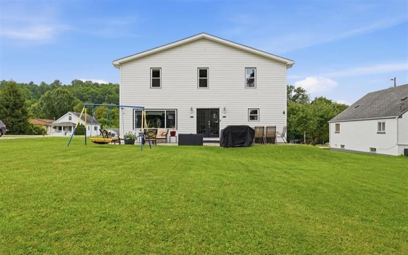 120 Oregon AVENUE, Vandergrift, 15690, 5 Bedrooms Bedrooms, ,3 BathroomsBathrooms,Residential,For Sale,Oregon,1764442