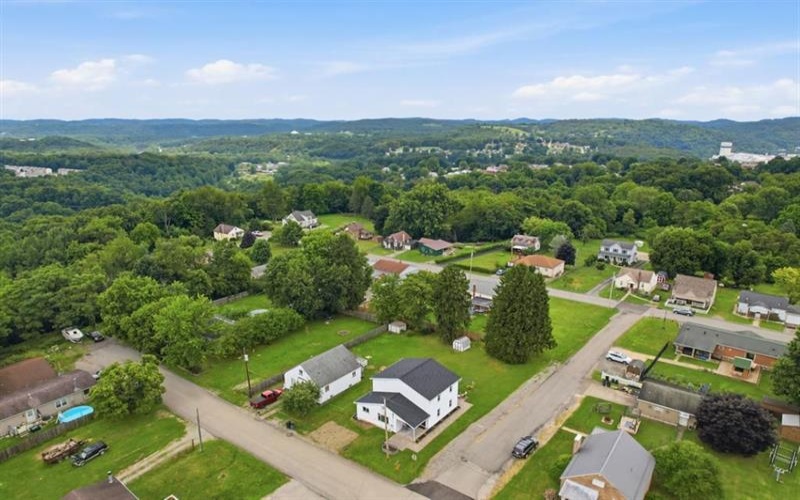 120 Oregon AVENUE, Vandergrift, 15690, 5 Bedrooms Bedrooms, ,3 BathroomsBathrooms,Residential,For Sale,Oregon,1764442