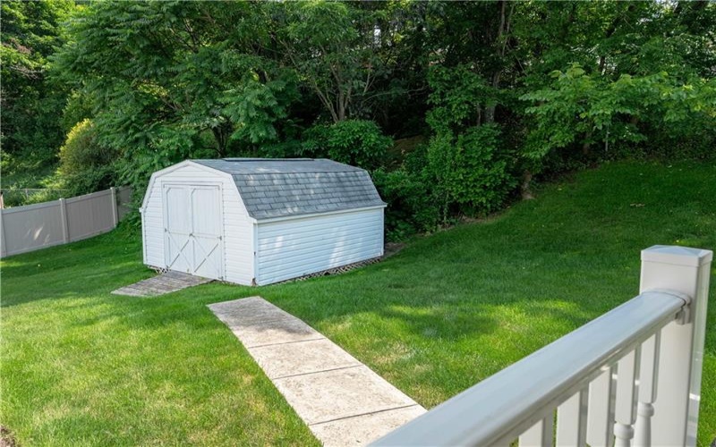 3139 New Hampshire Dr, New Kensington, 15068, 3 Bedrooms Bedrooms, 8 Rooms Rooms,1.1 BathroomsBathrooms,Residential,For Sale,New Hampshire Dr,1764455