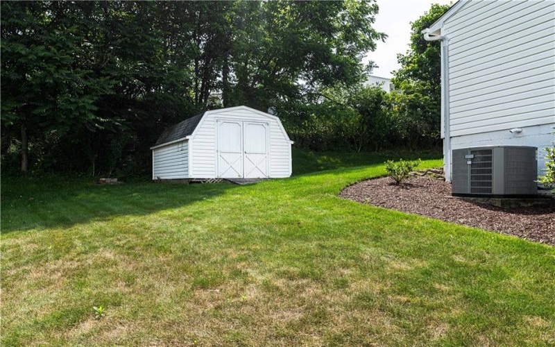 3139 New Hampshire Dr, New Kensington, 15068, 3 Bedrooms Bedrooms, 8 Rooms Rooms,1.1 BathroomsBathrooms,Residential,For Sale,New Hampshire Dr,1764455