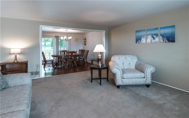 3139 New Hampshire Dr, New Kensington, 15068, 3 Bedrooms Bedrooms, 8 Rooms Rooms,1.1 BathroomsBathrooms,Residential,For Sale,New Hampshire Dr,1764455
