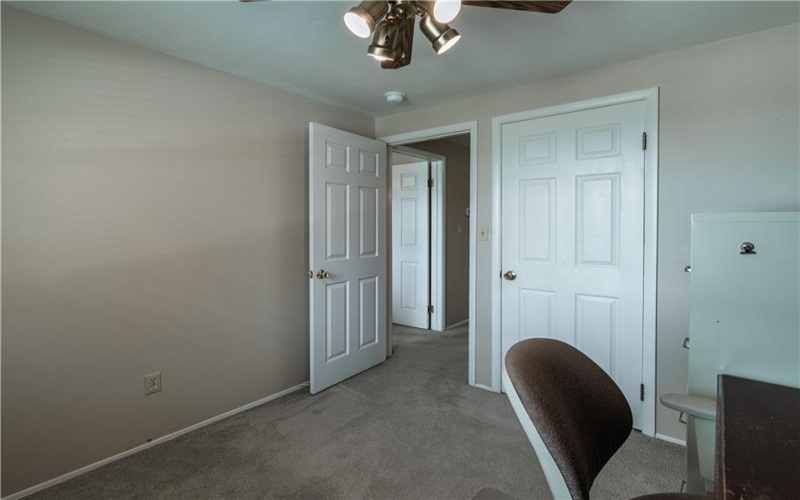 3139 New Hampshire Dr, New Kensington, 15068, 3 Bedrooms Bedrooms, 8 Rooms Rooms,1.1 BathroomsBathrooms,Residential,For Sale,New Hampshire Dr,1764455