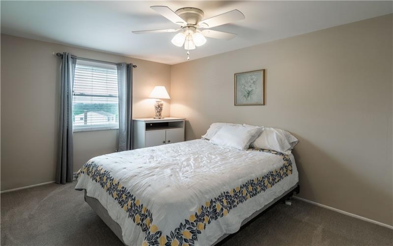 3139 New Hampshire Dr, New Kensington, 15068, 3 Bedrooms Bedrooms, 8 Rooms Rooms,1.1 BathroomsBathrooms,Residential,For Sale,New Hampshire Dr,1764455