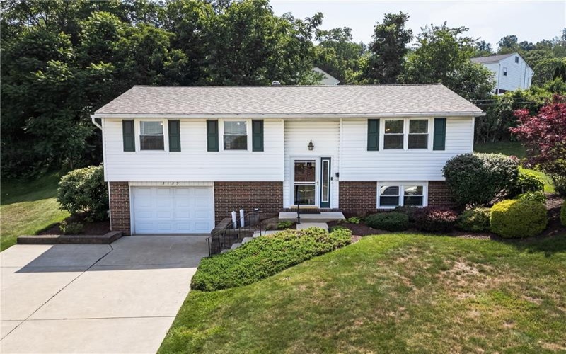 3139 New Hampshire Dr, New Kensington, 15068, 3 Bedrooms Bedrooms, 8 Rooms Rooms,1.1 BathroomsBathrooms,Residential,For Sale,New Hampshire Dr,1764455