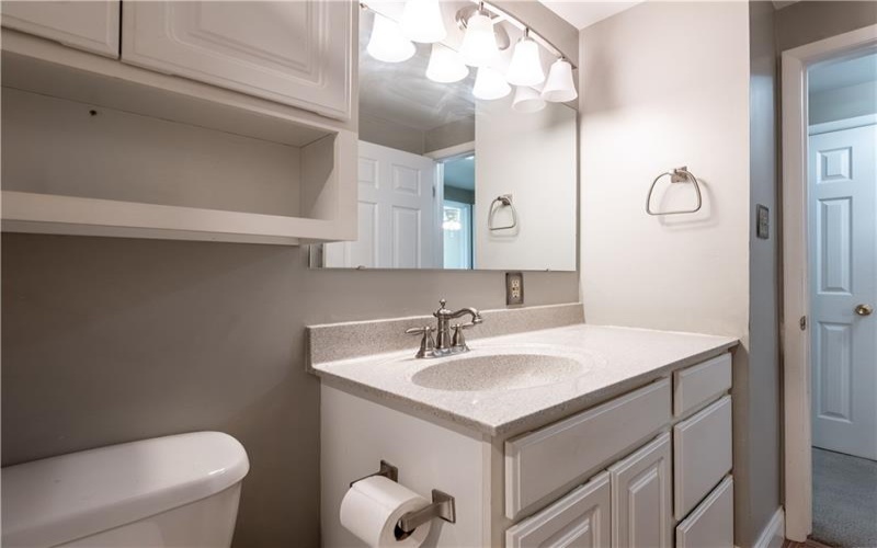 3139 New Hampshire Dr, New Kensington, 15068, 3 Bedrooms Bedrooms, 8 Rooms Rooms,1.1 BathroomsBathrooms,Residential,For Sale,New Hampshire Dr,1764455