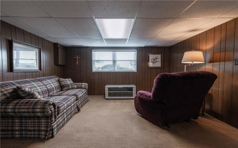 3139 New Hampshire Dr, New Kensington, 15068, 3 Bedrooms Bedrooms, 8 Rooms Rooms,1.1 BathroomsBathrooms,Residential,For Sale,New Hampshire Dr,1764455