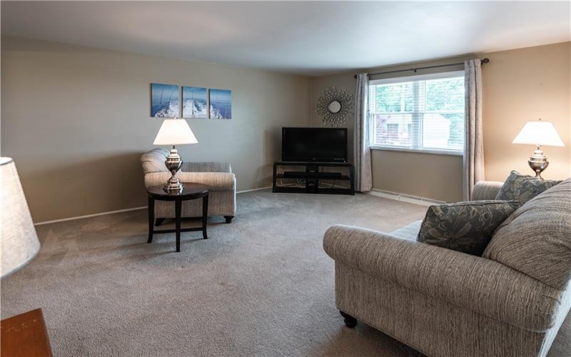 3139 New Hampshire Dr, New Kensington, 15068, 3 Bedrooms Bedrooms, 8 Rooms Rooms,1.1 BathroomsBathrooms,Residential,For Sale,New Hampshire Dr,1764455