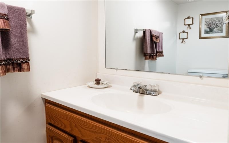 3139 New Hampshire Dr, New Kensington, 15068, 3 Bedrooms Bedrooms, 8 Rooms Rooms,1.1 BathroomsBathrooms,Residential,For Sale,New Hampshire Dr,1764455