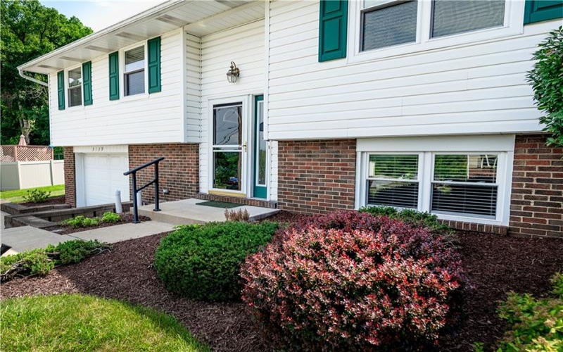 3139 New Hampshire Dr, New Kensington, 15068, 3 Bedrooms Bedrooms, 8 Rooms Rooms,1.1 BathroomsBathrooms,Residential,For Sale,New Hampshire Dr,1764455