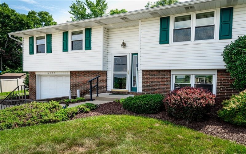 3139 New Hampshire Dr, New Kensington, 15068, 3 Bedrooms Bedrooms, 8 Rooms Rooms,1.1 BathroomsBathrooms,Residential,For Sale,New Hampshire Dr,1764455