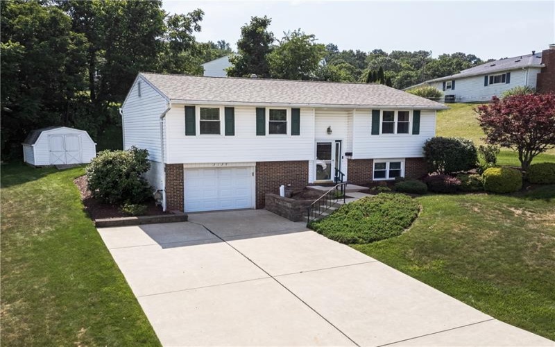 3139 New Hampshire Dr, New Kensington, 15068, 3 Bedrooms Bedrooms, 8 Rooms Rooms,1.1 BathroomsBathrooms,Residential,For Sale,New Hampshire Dr,1764455