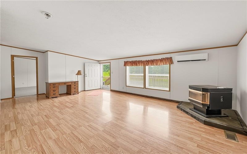 108 Chalk Hill Ohiopyle Rd, Ohiopyle, 15470, 3 Bedrooms Bedrooms, 6 Rooms Rooms,2 BathroomsBathrooms,Residential,For Sale,Chalk Hill Ohiopyle Rd,1764481