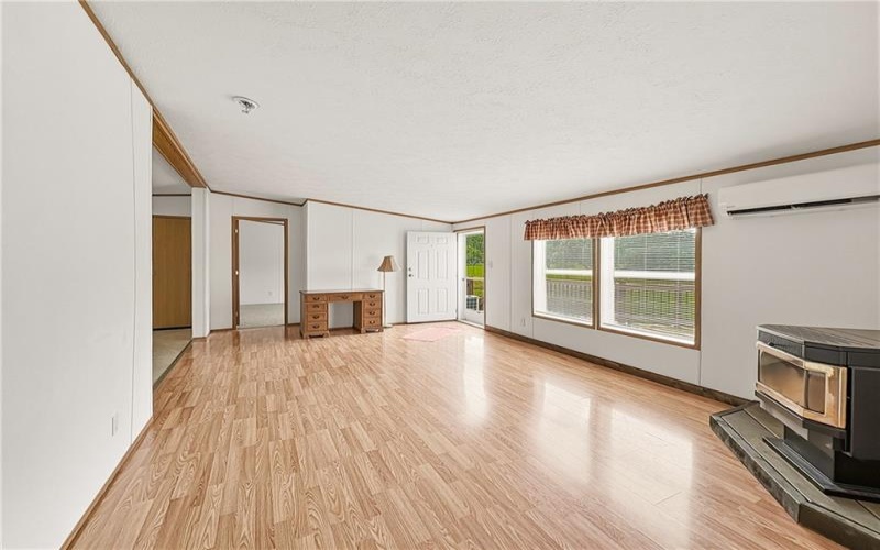 108 Chalk Hill Ohiopyle Rd, Ohiopyle, 15470, 3 Bedrooms Bedrooms, 6 Rooms Rooms,2 BathroomsBathrooms,Residential,For Sale,Chalk Hill Ohiopyle Rd,1764481