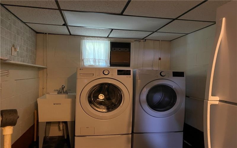 1617 Fairmont St., New Kensington, 15068, 3 Bedrooms Bedrooms, 8 Rooms Rooms,1.1 BathroomsBathrooms,Residential,For Sale,Fairmont St.,1764524