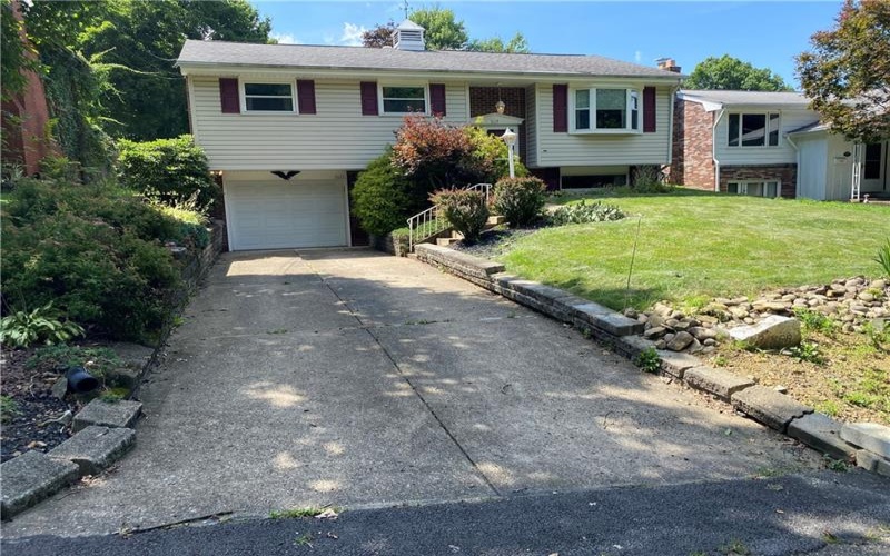 1617 Fairmont St., New Kensington, 15068, 3 Bedrooms Bedrooms, 8 Rooms Rooms,1.1 BathroomsBathrooms,Residential,For Sale,Fairmont St.,1764524