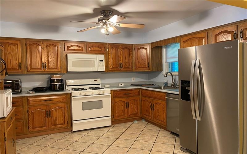 1617 Fairmont St., New Kensington, 15068, 3 Bedrooms Bedrooms, 8 Rooms Rooms,1.1 BathroomsBathrooms,Residential,For Sale,Fairmont St.,1764524