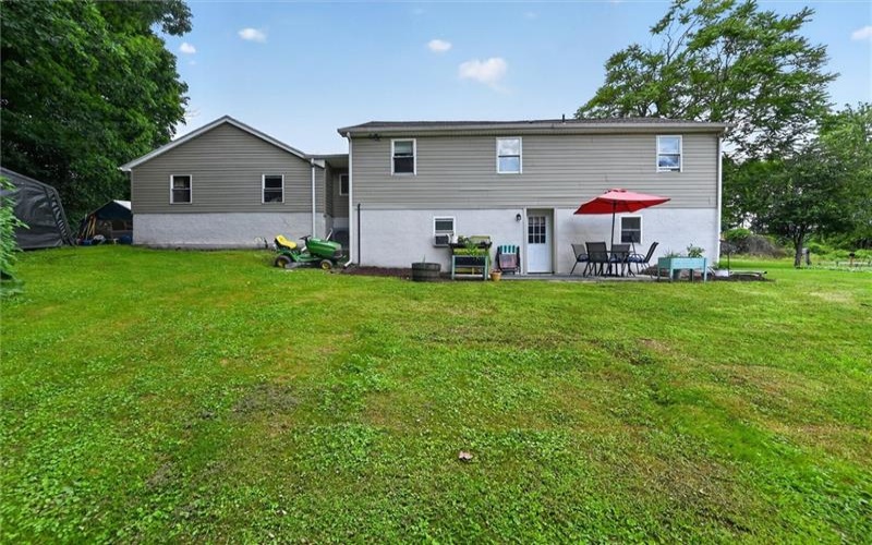 866 Pizza Barn Rd, Blairsville, 15717, 4 Bedrooms Bedrooms, 8 Rooms Rooms,2 BathroomsBathrooms,Residential,For Sale,Pizza Barn Rd,1764528