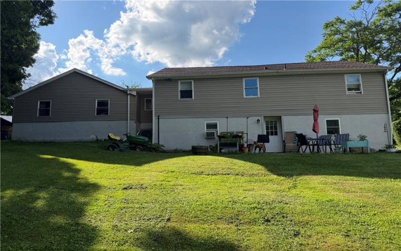866 Pizza Barn Rd, Blairsville, 15717, 4 Bedrooms Bedrooms, 8 Rooms Rooms,2 BathroomsBathrooms,Residential,For Sale,Pizza Barn Rd,1764528