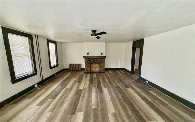 166 Hopwood Coolspring Road, Hopwood, 15445, 4 Bedrooms Bedrooms, ,2 BathroomsBathrooms,Residential,For Sale,Hopwood Coolspring Road,1764536