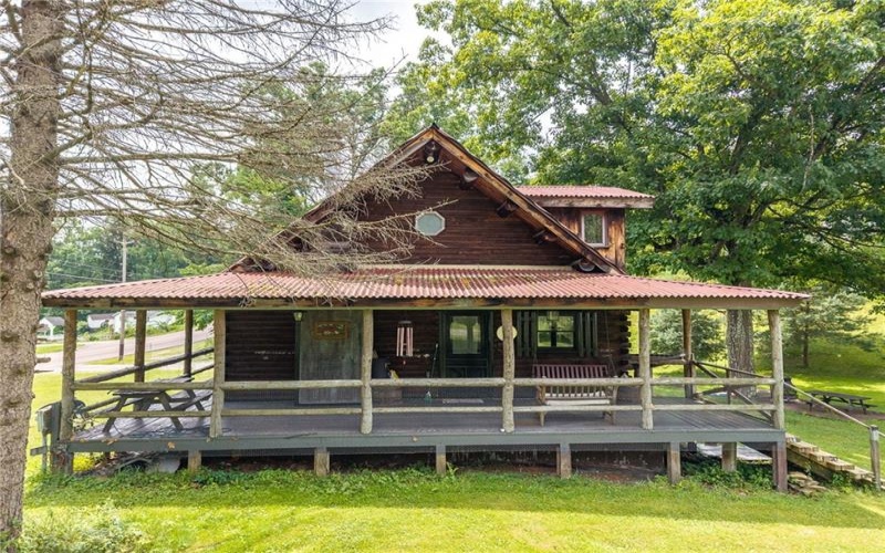 433 White School Road, Greensburg, 15601, 3 Bedrooms Bedrooms, ,1.1 BathroomsBathrooms,Residential,For Sale,White School Road,1764543