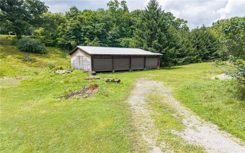 433 White School Road, Greensburg, 15601, 3 Bedrooms Bedrooms, ,1.1 BathroomsBathrooms,Residential,For Sale,White School Road,1764543