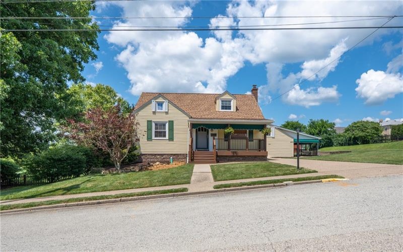 720 Highland Ave, Latrobe, 15650, 3 Bedrooms Bedrooms, 6 Rooms Rooms,2 BathroomsBathrooms,Residential,For Sale,Highland Ave,1764552