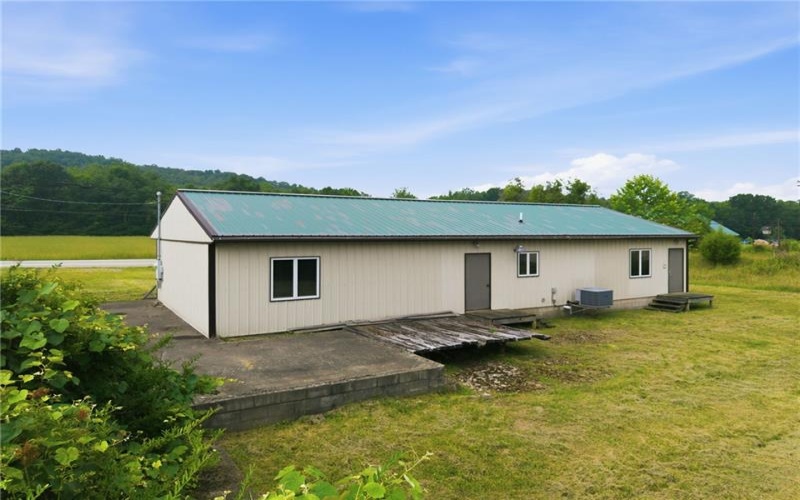 203 Rte 271, Ligonier, 15658, ,Commercial-industrial-business,For Sale,Rte 271,1764565