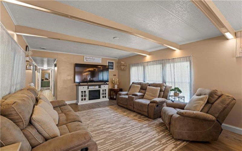 338 Festival Road, Washington, 15301, 4 Bedrooms Bedrooms, 7 Rooms Rooms,1.1 BathroomsBathrooms,Residential,For Sale,Festival Road,1764574